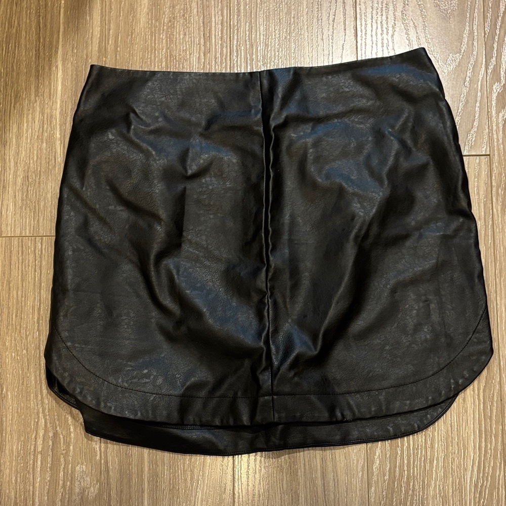 Women’s Black Leather Skirt